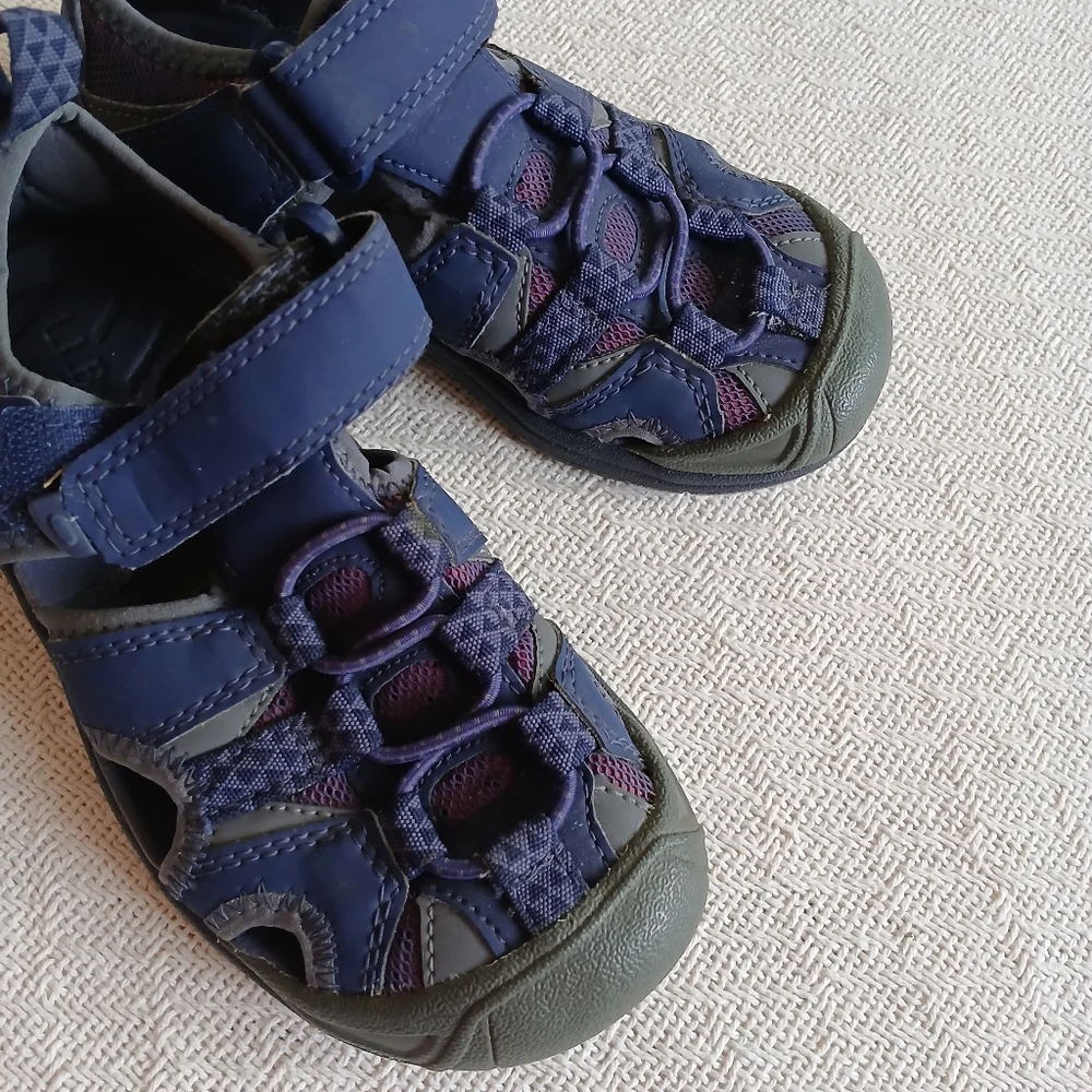 l.l bean ♡ blue sandals water kids toddlers 11 summer beach trail hike camping